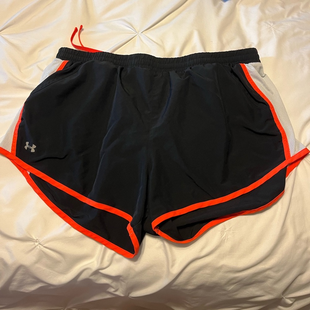 Under Armour XL athletic shorts
